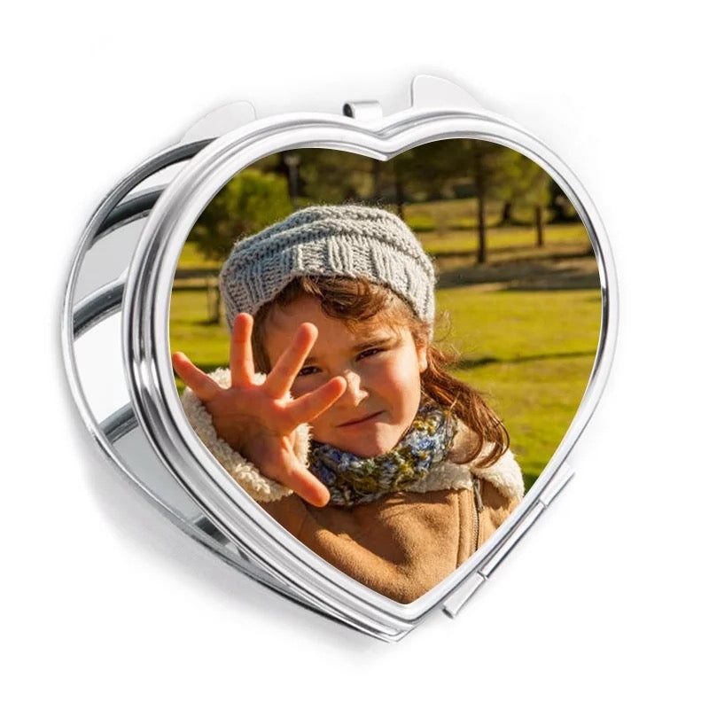 love-heart-pocket-compact-mirror8942a3bf
